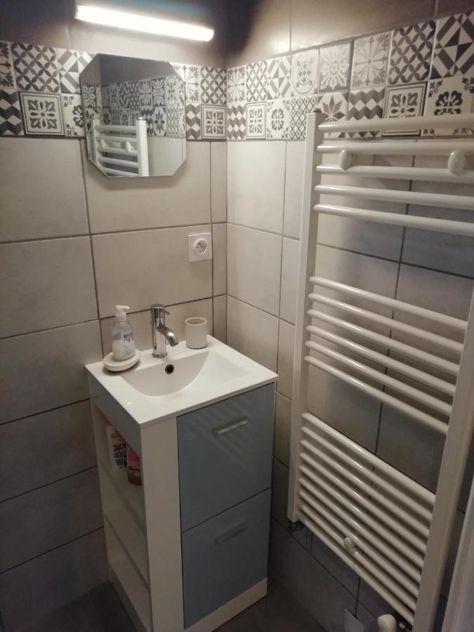 Jolie Maison A 200 M Des Plages Du Debarquement Saint-Aubin-Sur-Mer  Zewnętrze zdjęcie